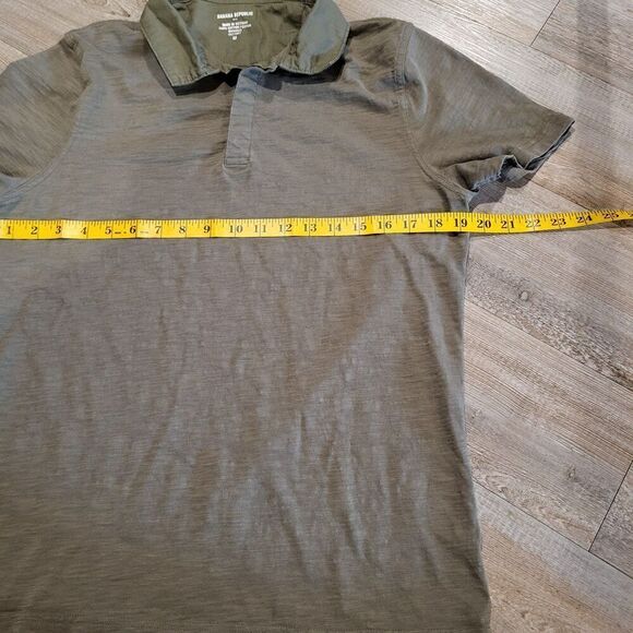 Banana Republic Lightweight Cotton Short Sleeved Polo Mens Size Medium - Picture 4 of 5